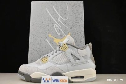 4 Photon Dust Retro Craft SE Jordan 0720